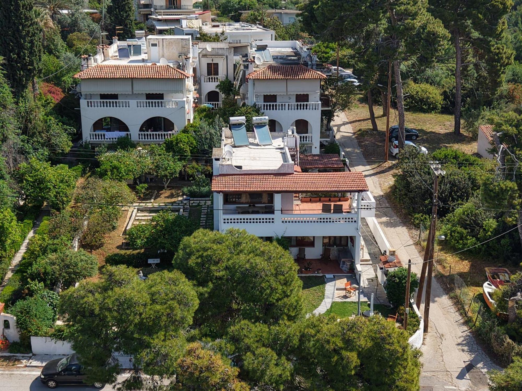 Seaview - Poros Relaxing Beachfront Flat Póros